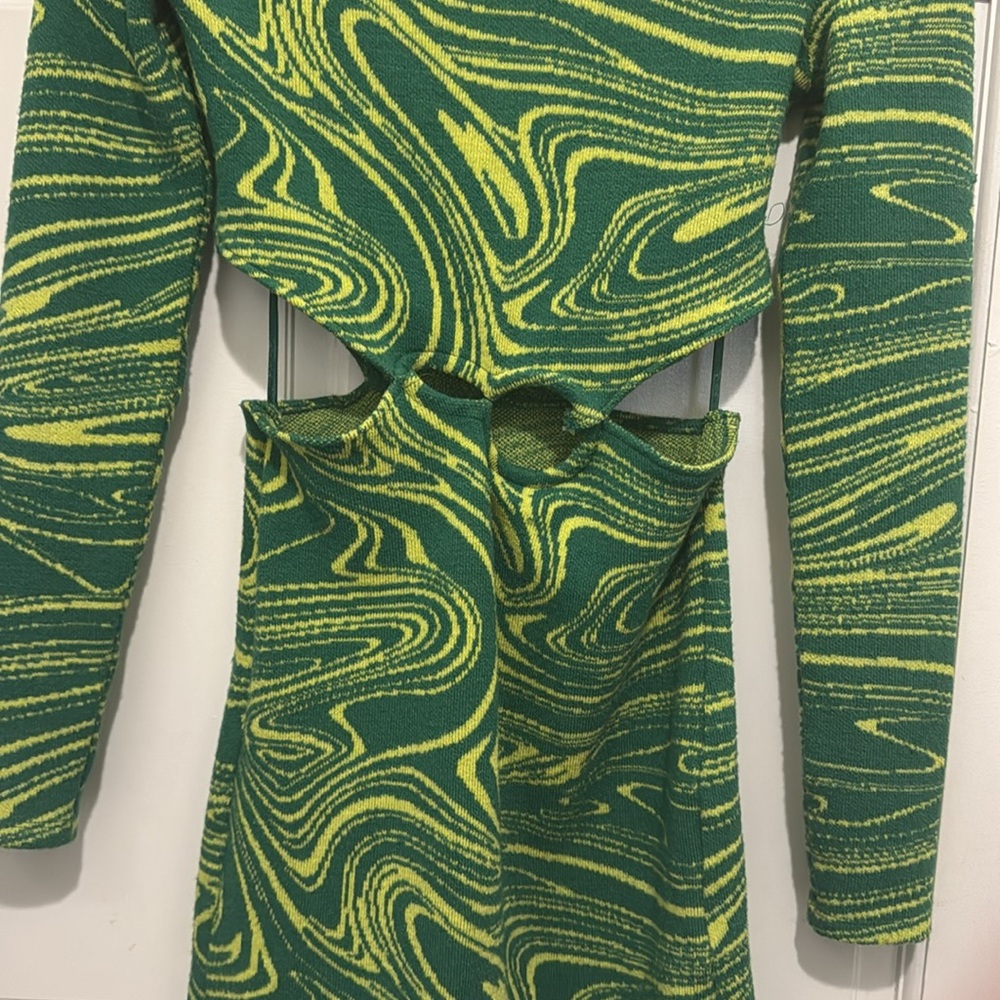 Zara Green and Yellow‎ Swirl Long Sleeve Dress - Picture 2 of 4